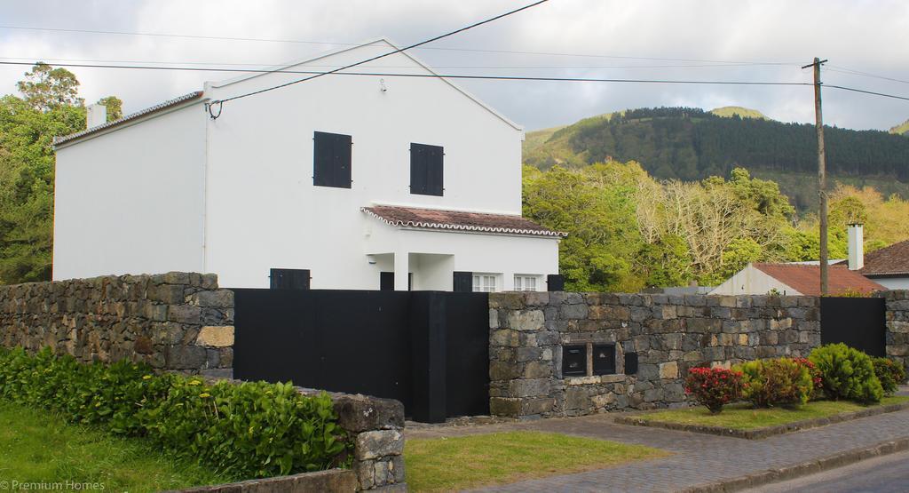 Casa Das Camelias - Family Villa By The Lagoon Sete Cidades Exteriér fotografie